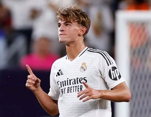 尤其是在赛 尤其是在赛